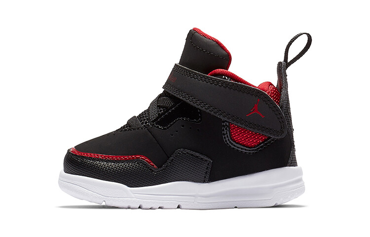 Обувь для малышей Jordan Courtside 23 TD
Обувь для малышей Jordan Courtside 23 TD