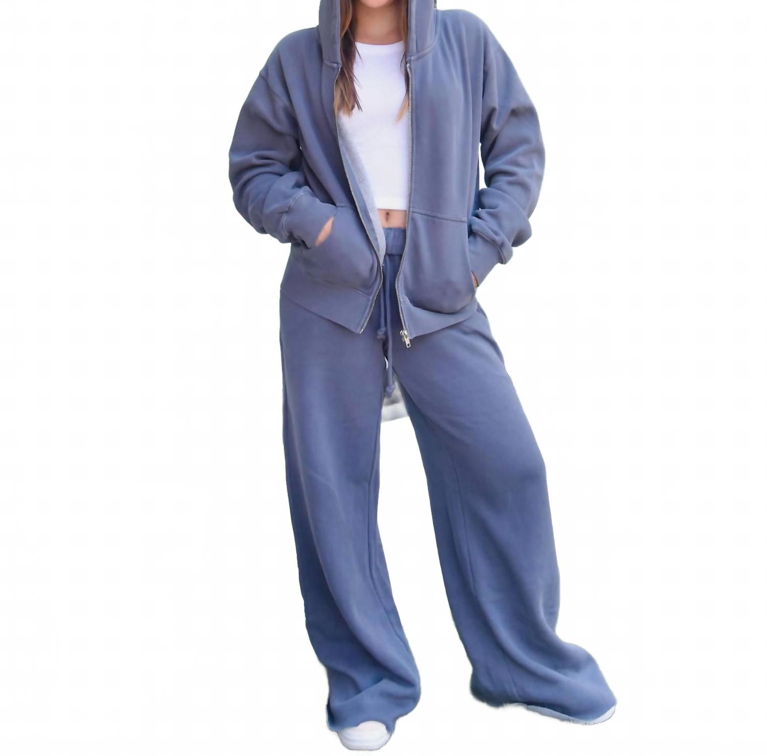 Классический худи Cody в винтажном синем цвете KatieJnyc
Классический худи Cody в винтажном синем цвете KatieJnyc