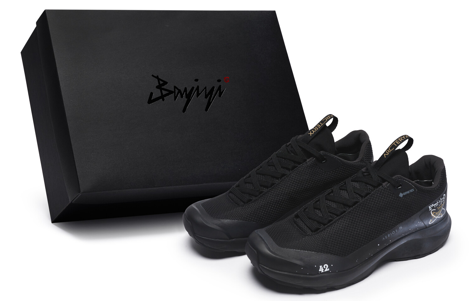 Кроссовки Arcteryx Aerios Fl 2 для активного отдыха, белый 
Кроссовки Arcteryx Aerios Fl 2 для активного отдыха, белый