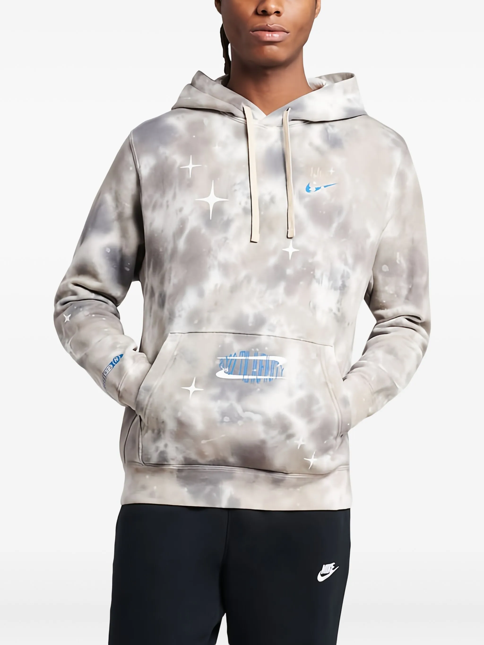 Худи с принтом тай-дай Nike, нейтральный
Худи с принтом тай-дай Nike, нейтральный