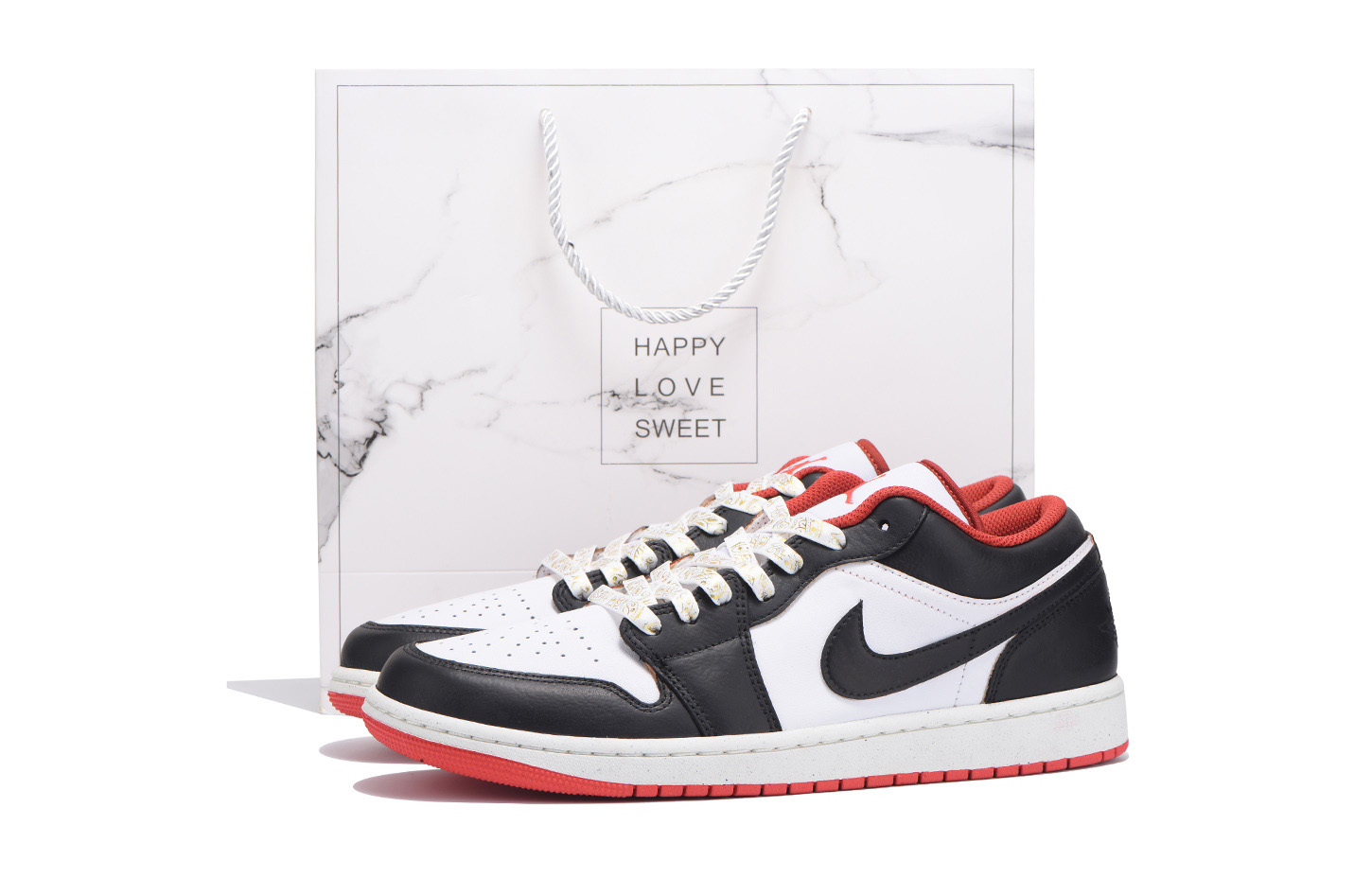 Jordan Баскетбольные кроссовки Air 1 с низким верхом, износостойкие, антискользящие, мужские, черно-белые
Jordan Баскетбольные кроссовки Air 1 с низким верхом, износостойкие, антискользящие, мужские, черно-белые