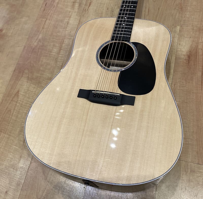 Акустическая гитара Martin Road Series D-13E Ziricote Acoustic Electric Guitar Natural
Акустическая гитара Martin Road Series D-13E Ziricote Acoustic Electric Guitar Natural