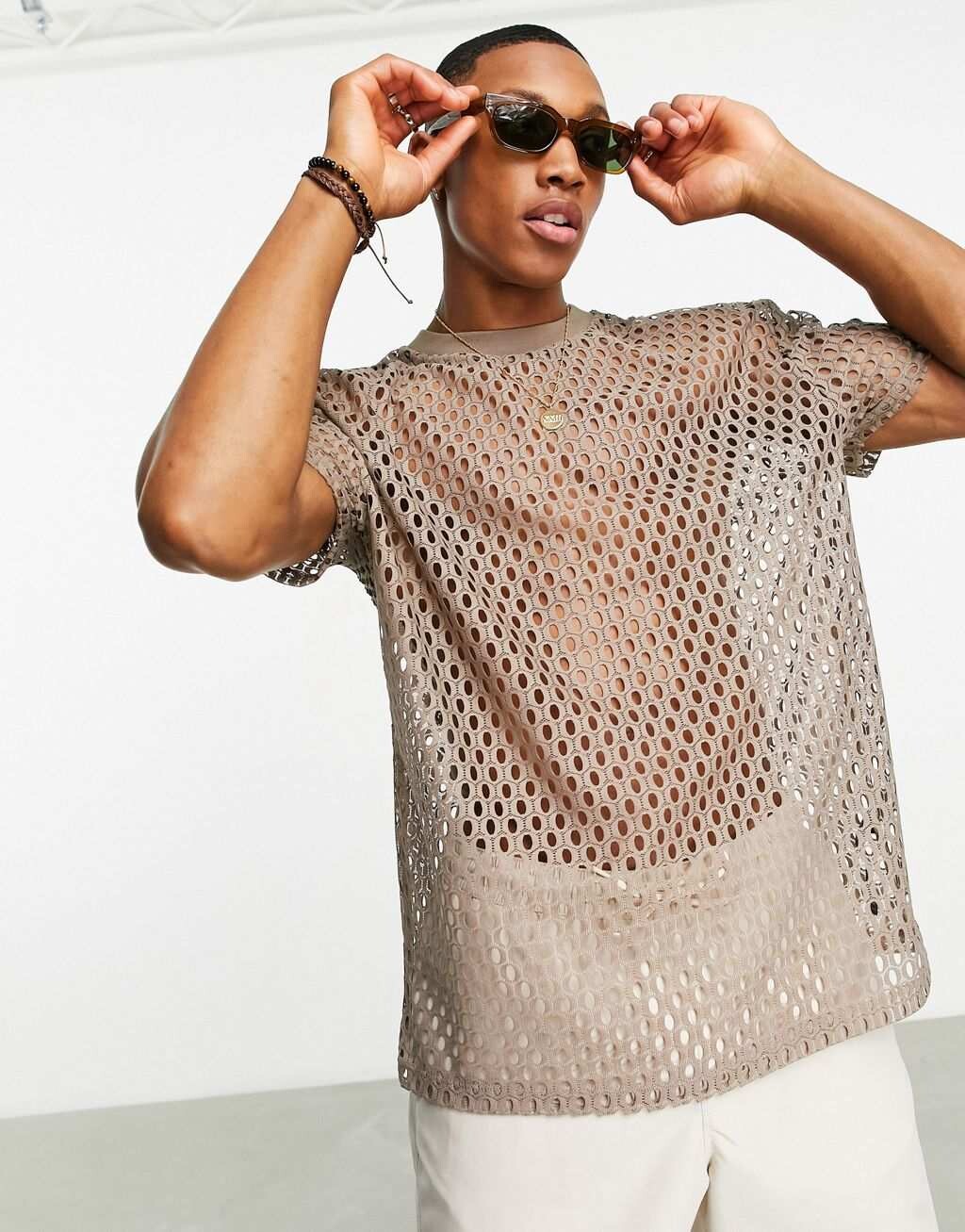 Свободная футболка ASOS DESIGN из бежевой ткани, связанной крючком, Бежевый, Свободная футболка ASOS DESIGN из бежевой ткани, связанной крючком
Свободная футболка ASOS DESIGN из бежевой ткани, связанной крючком, Бежевый, Свободная футболка ASOS DESIGN из бежевой ткани, связанной крючком