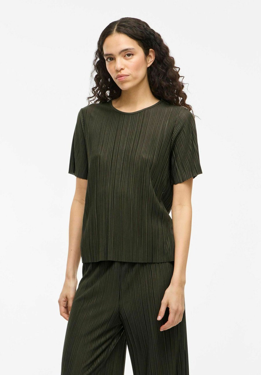 Блуза VILA VIPLISA O-NECK NOOS, Deep Depths/Green
Блуза VILA VIPLISA O-NECK NOOS, Deep Depths/Green