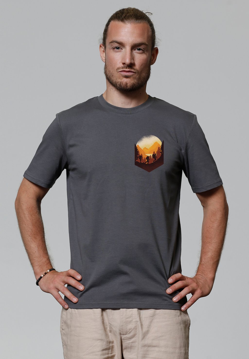 Футболка с принтом watapparel, антрацит
Футболка с принтом watapparel, антрацит