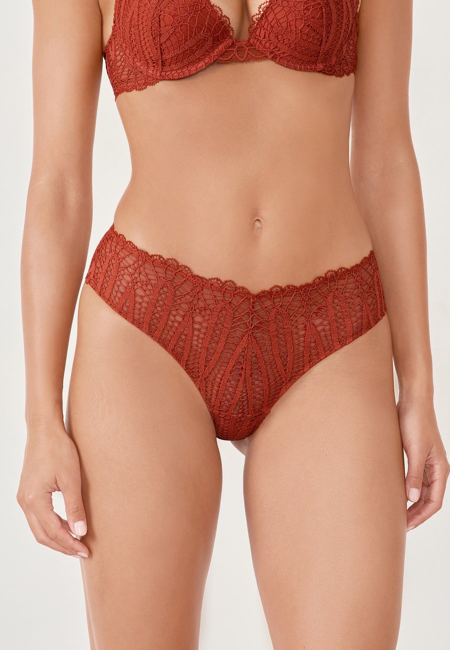 Брифы Etam VIRTUOSE, Copper
Брифы Etam VIRTUOSE, Copper