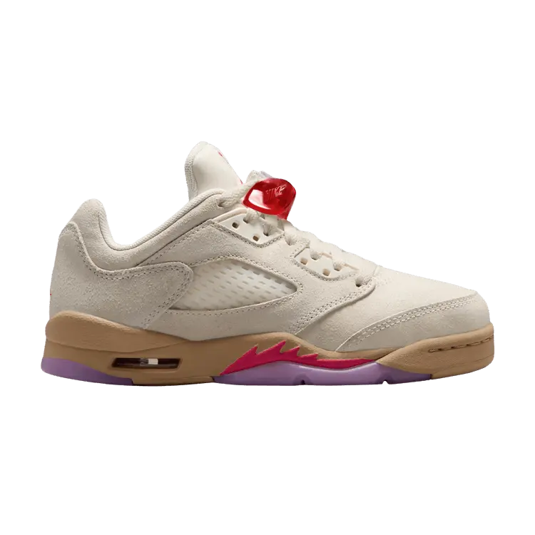 Кроссовки Air Jordan 5 Retro Low GS 'Peanut Butter & Jelly', кремовый
Кроссовки Air Jordan 5 Retro Low GS 'Peanut Butter & Jelly', кремовый