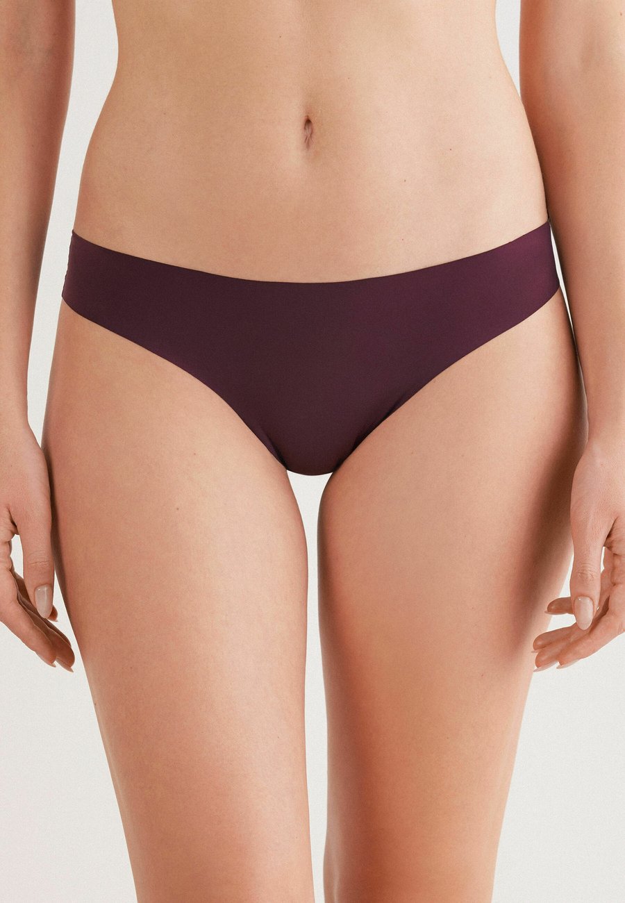 Трусы Intimissimi BRAZILIAN-AUS ULTRA-LIGHT, Red/Bordeaux
Трусы Intimissimi BRAZILIAN-AUS ULTRA-LIGHT, Red/Bordeaux