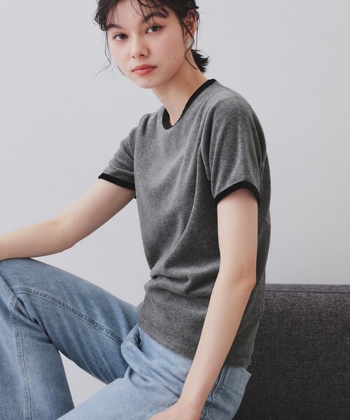 Велюровая футболка OPAQUE.CLIP
Велюровая футболка OPAQUE.CLIP