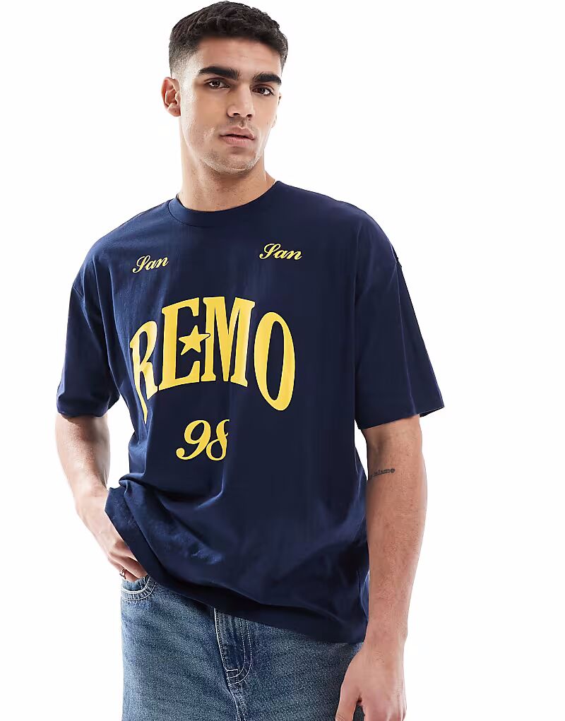 Футболка свободного кроя ASOS DESIGN с изображением города в темно-синем цвете
Футболка свободного кроя ASOS DESIGN с изображением города в темно-синем цвете