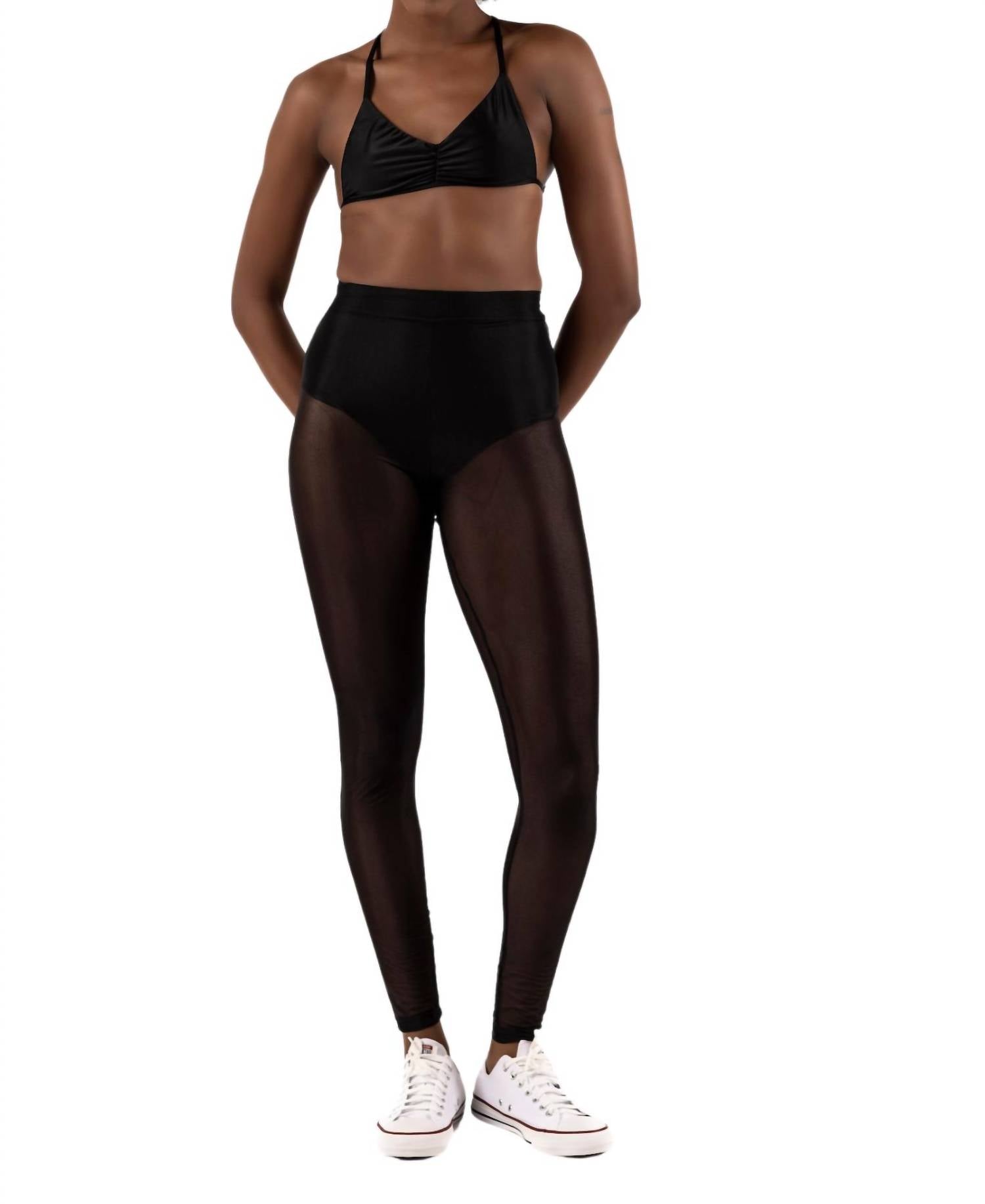 Леггинсы из тюля черного цвета Bela Brand
Леггинсы из тюля черного цвета Bela Brand