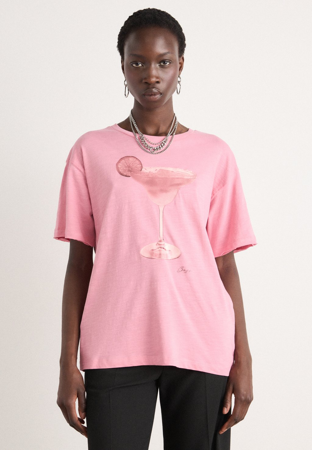 Футболка с принтом BOSS, фуксия
Футболка с принтом BOSS, фуксия