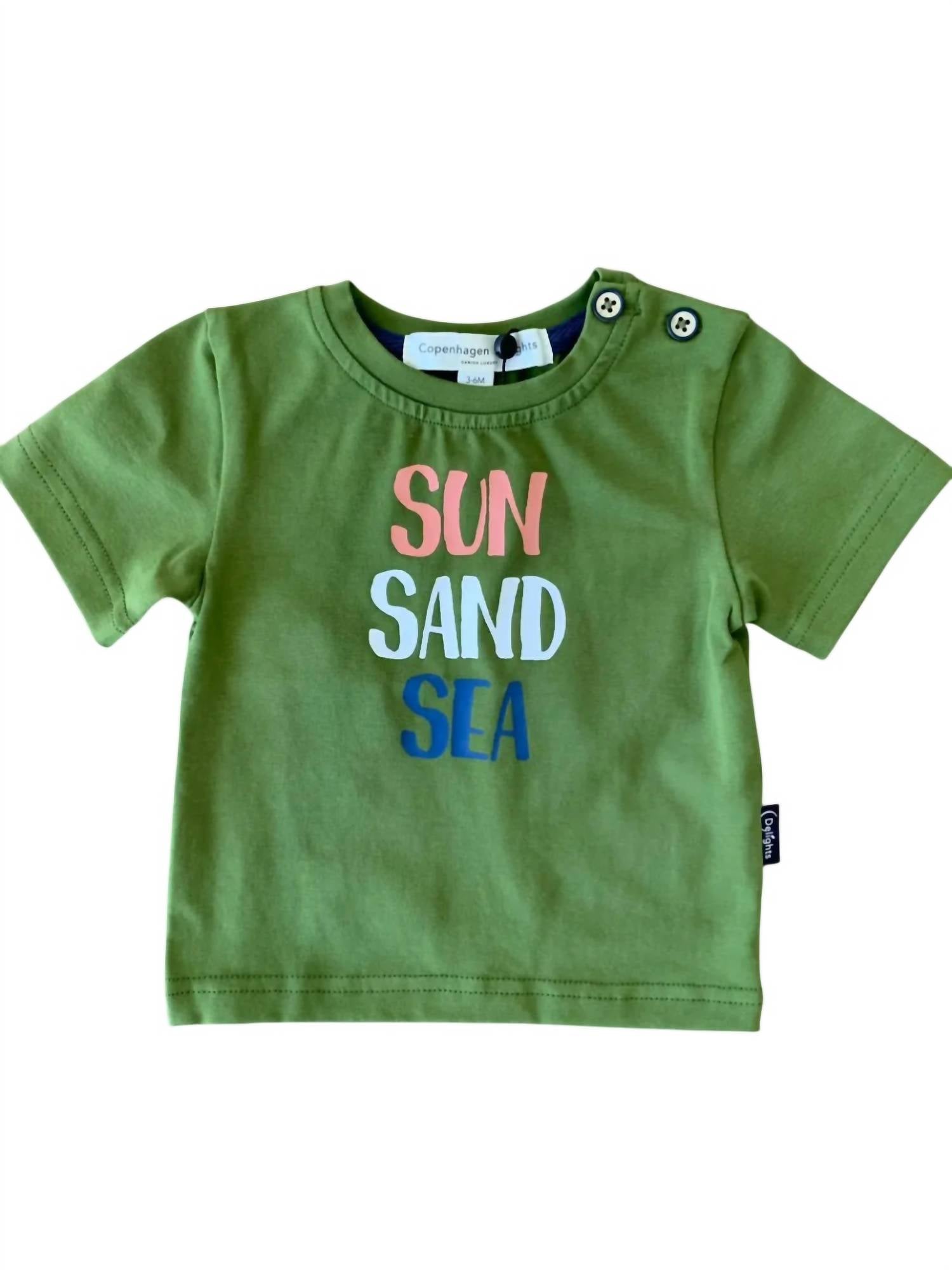 Детская футболка Sun Sand Sea зеленого цвета Copenhagen Delights
Детская футболка Sun Sand Sea зеленого цвета Copenhagen Delights