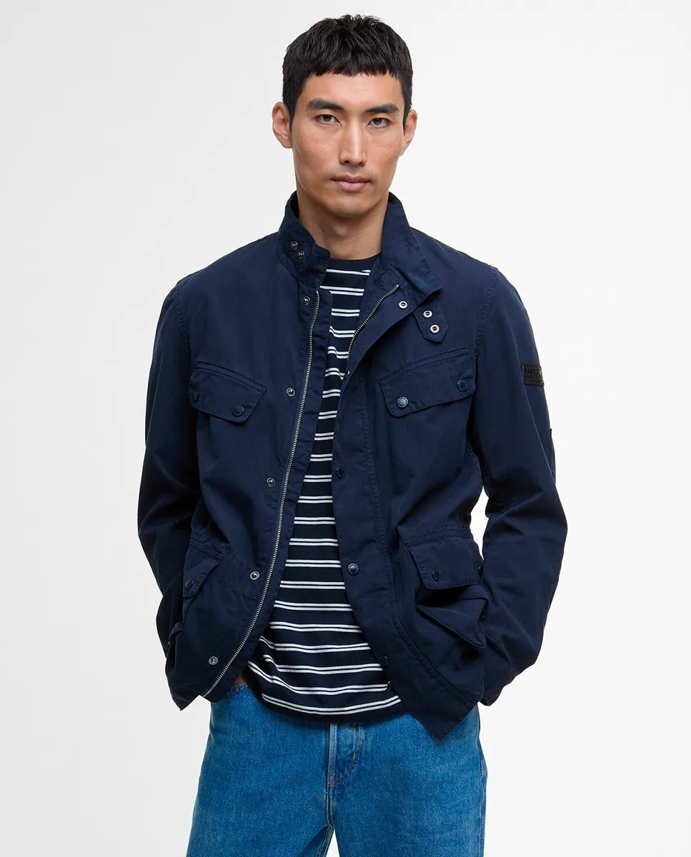 Мужская куртка из окрашенного хлопка с карманами Barbour International, тёмно-синий
Мужская куртка из окрашенного хлопка с карманами Barbour International, тёмно-синий