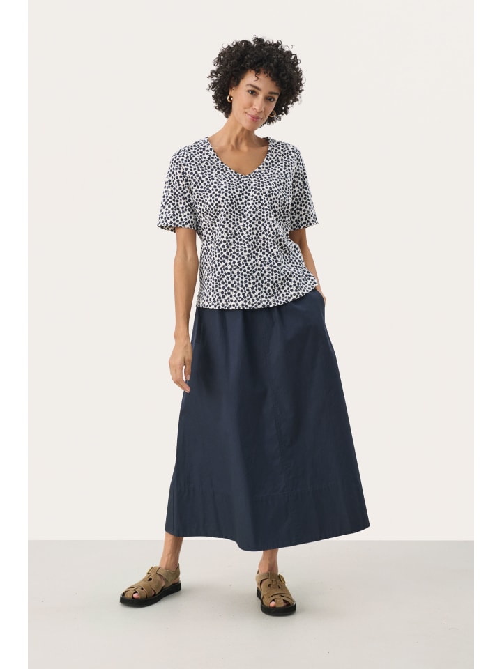 Футболка CurliaPW свободного кроя, цвет: темно-синий, с мелким рисунком в сетку и цветком PART TWO
Футболка CurliaPW свободного кроя, цвет: темно-синий, с мелким рисунком в сетку и цветком PART TWO