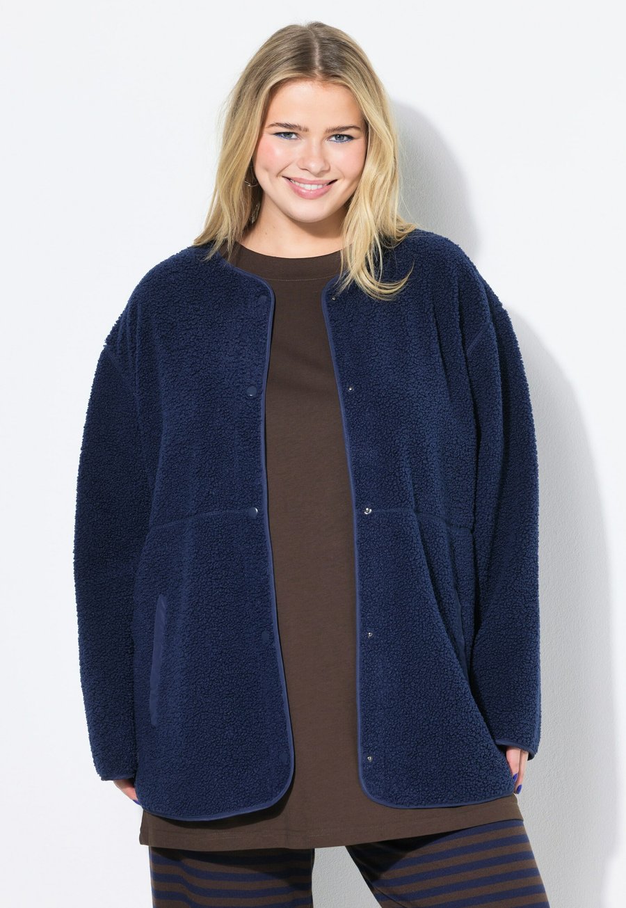 Флисовая куртка Studio Untold Fleece jacket, Marine/Dark Blue
Флисовая куртка Studio Untold Fleece jacket, Marine/Dark Blue