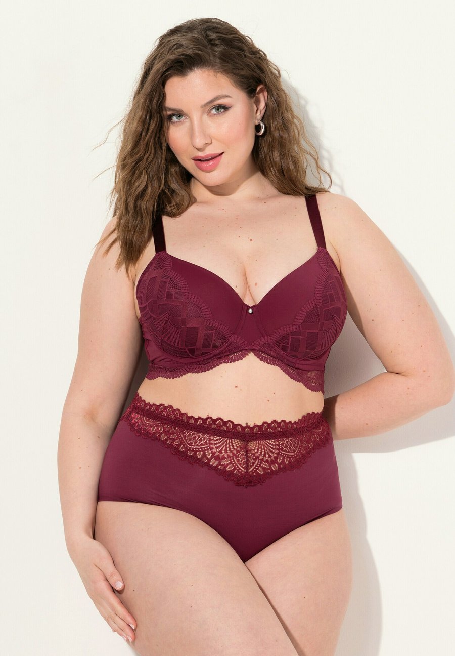 Бюстгальтер Ulla Popken Underwired bra, Wine Red/Bordeaux
Бюстгальтер Ulla Popken Underwired bra, Wine Red/Bordeaux