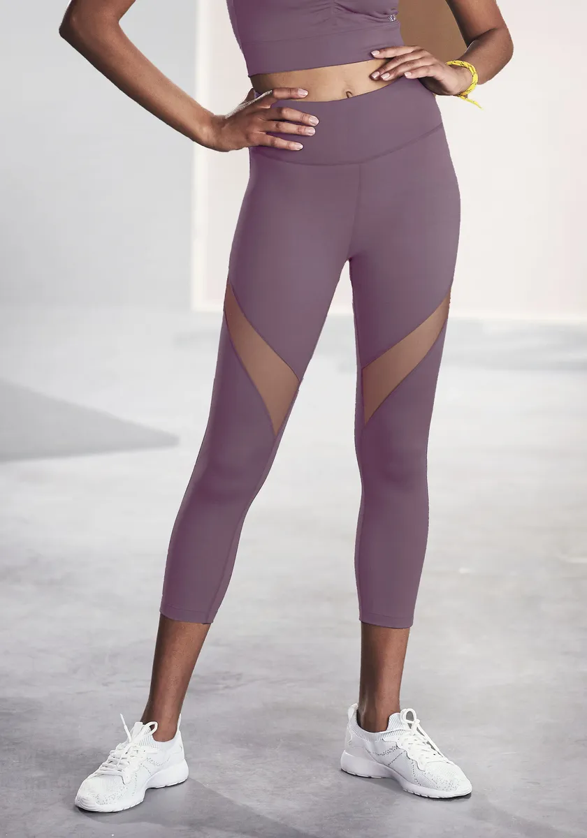 Леггинсы LASCANA ACTIVE Capri "-Sport Capri", с мелкими рюшами, домашняя одежда, фиолетовый
Леггинсы LASCANA ACTIVE Capri "-Sport Capri", с мелкими рюшами, домашняя одежда, фиолетовый