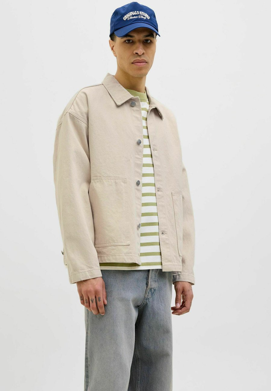 Куртка Jack & Jones WIDE FIT, Raw Cotton/Off-White
Куртка Jack & Jones WIDE FIT, Raw Cotton/Off-White