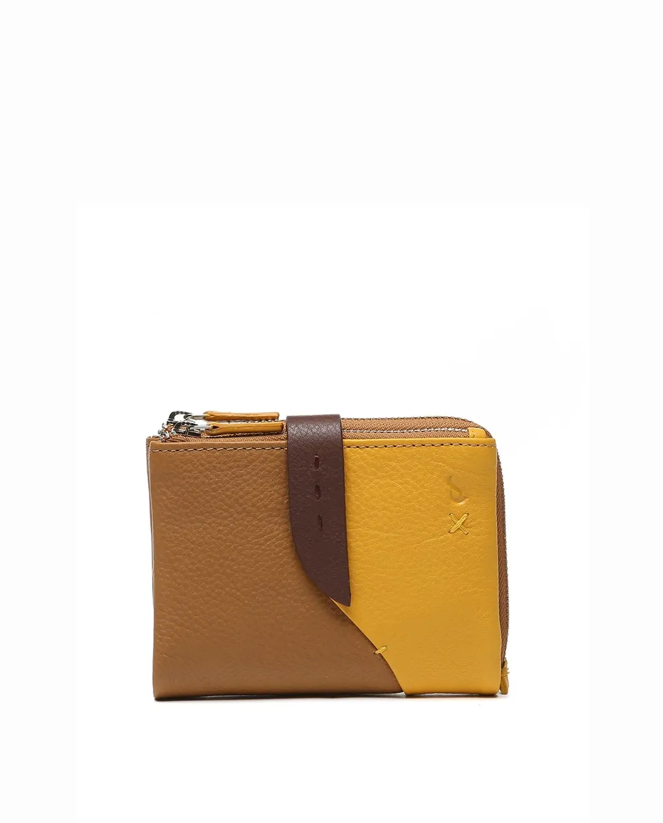 Маленькая кожаная сумка Oceans Diary в голубых тонах Abbacino, песочный
Маленькая кожаная сумка Oceans Diary в голубых тонах Abbacino, песочный