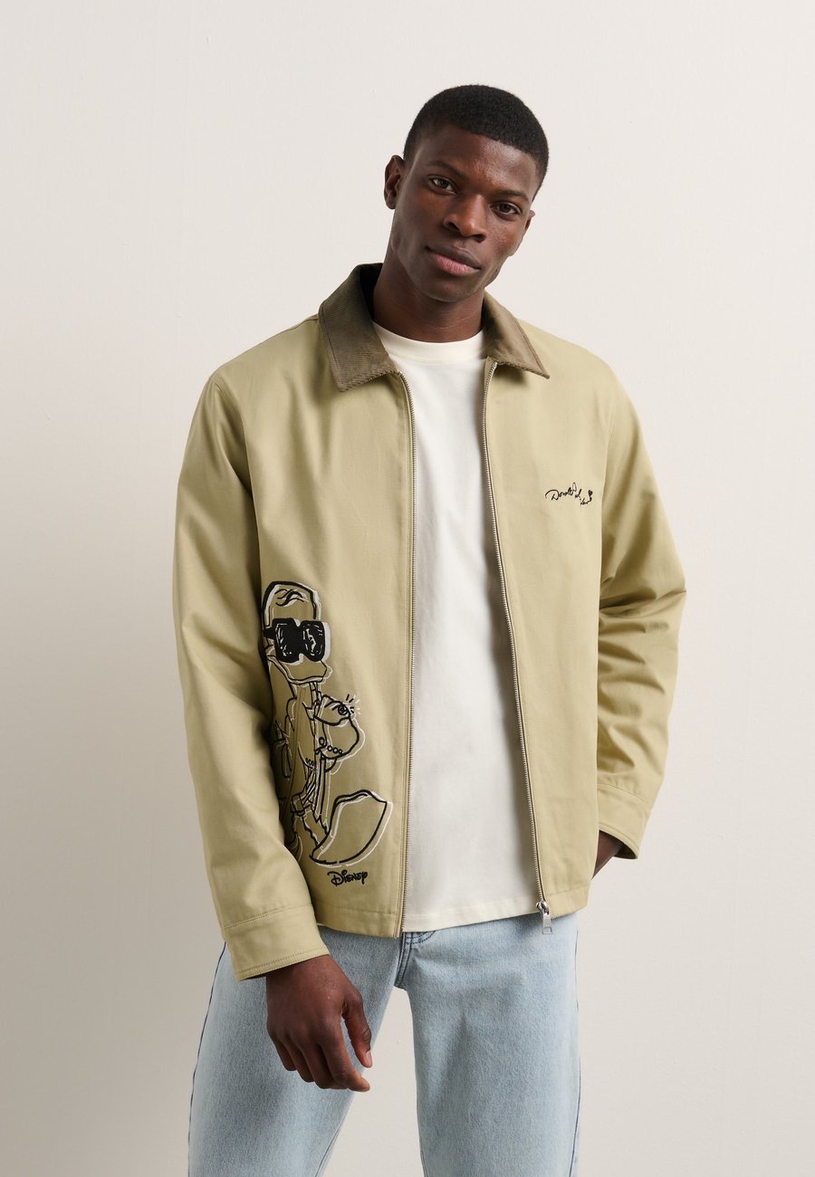 Куртка KARL LAGERFELD DISNEY CANVAS, Twill/Light Green
Куртка KARL LAGERFELD DISNEY CANVAS, Twill/Light Green