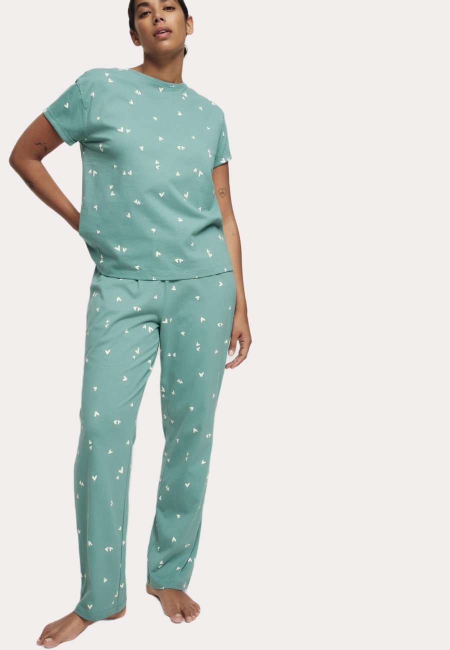 Пижамный комплект Marks & Spencer SET, Green Mix/Green
Пижамный комплект Marks & Spencer SET, Green Mix/Green