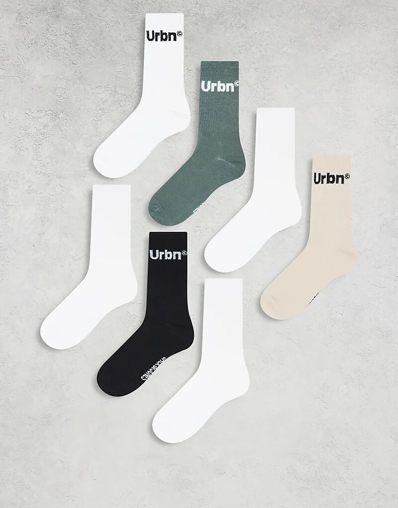 7 упаковок спортивных носков в нескольких цветах Jack & Jones
7 упаковок спортивных носков в нескольких цветах Jack & Jones