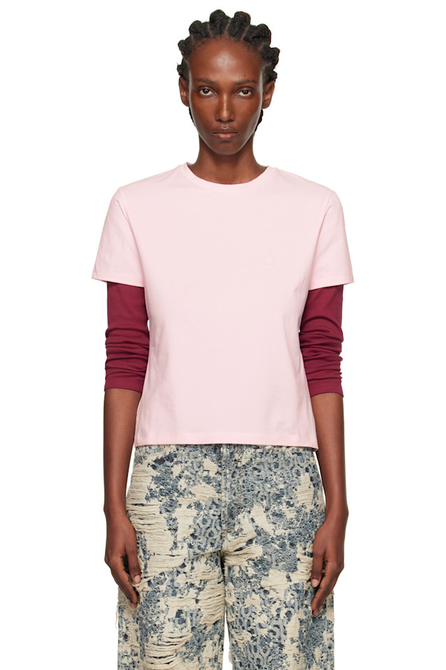 Acne Studios Футболка с розовым логотипом и нашивкой
Acne Studios Футболка с розовым логотипом и нашивкой