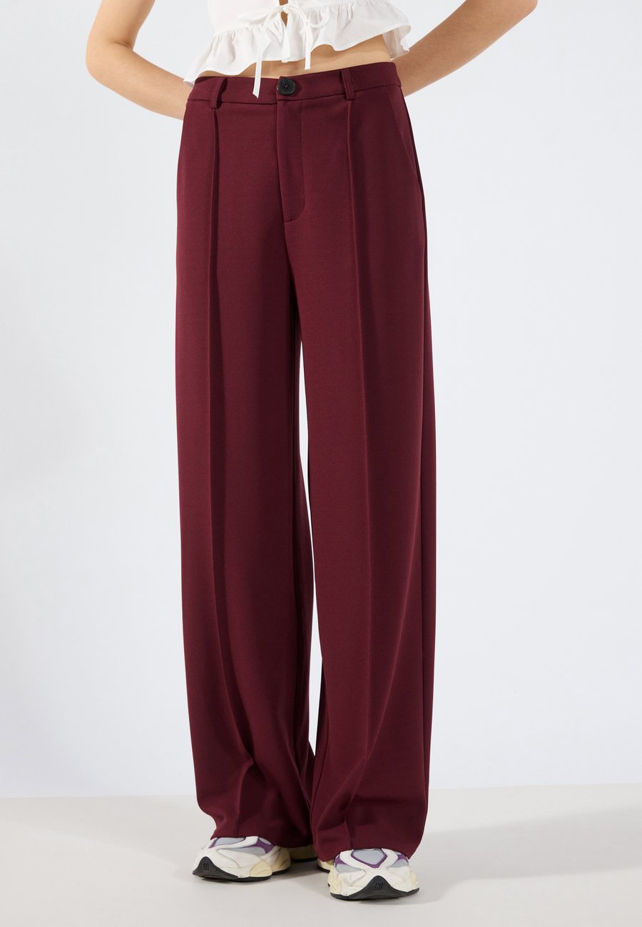 Брюки Even&Odd TAILORED WIDE LEG, Port Royale/Bordeaux
Брюки Even&Odd TAILORED WIDE LEG, Port Royale/Bordeaux