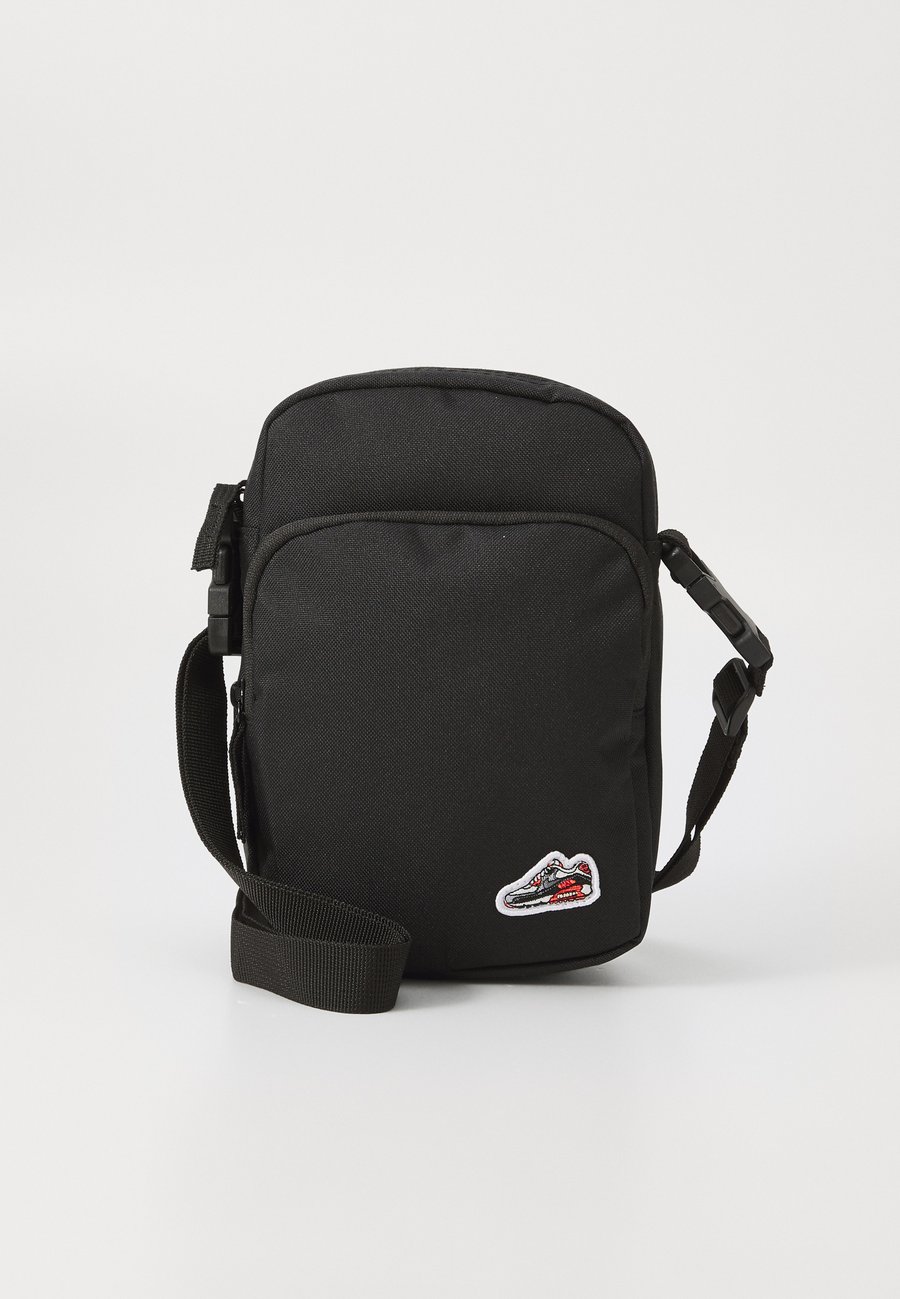 Сумка кросс-боди Nike Sportswear CROSSBODY-AIR MAX UNISEX, Black/White/Black
Сумка кросс-боди Nike Sportswear CROSSBODY-AIR MAX UNISEX, Black/White/Black