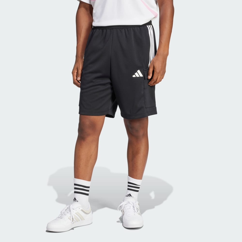 Шорты Adidas Tiro Cargo Shorts, черный/белый
Шорты Adidas Tiro Cargo Shorts, черный/белый