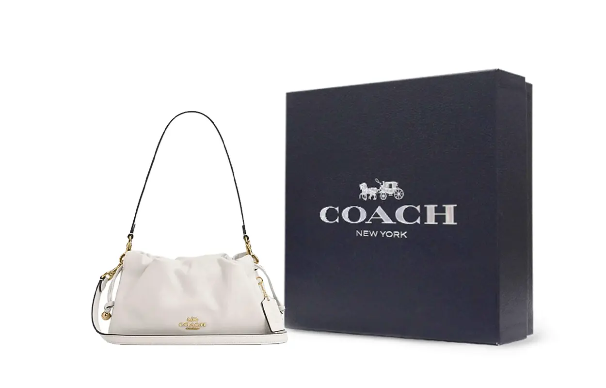 COACH Сумка облачко из кожи коровы Фэй
COACH Сумка облачко из кожи коровы Фэй