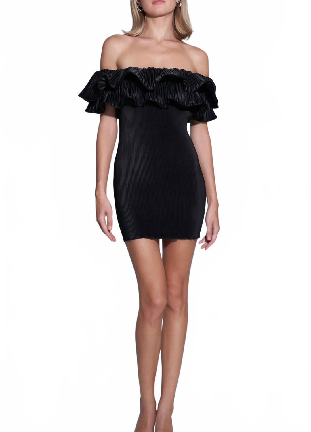 Черное мини-платье Debut L'IDEE
Черное мини-платье Debut L'IDEE