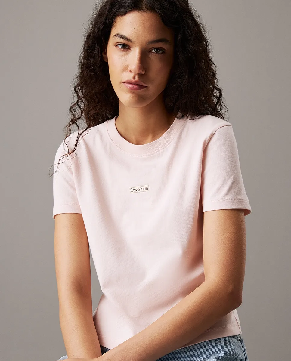 Футболка женская с коротким рукавом Calvin Klein Jeans, светло-розовый
Футболка женская с коротким рукавом Calvin Klein Jeans, светло-розовый