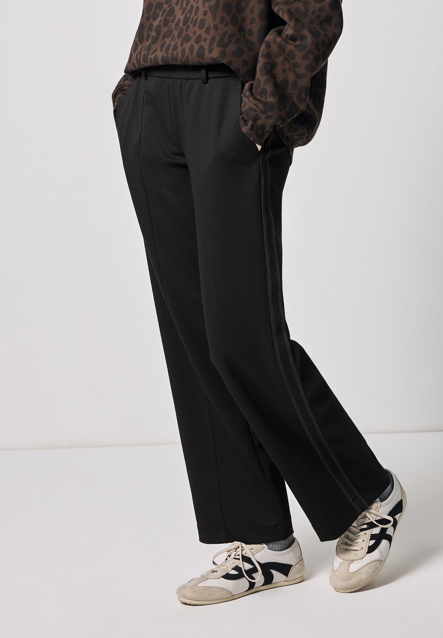 Брюки Street One Studio Trousers, Schwarz/Black
Брюки Street One Studio Trousers, Schwarz/Black