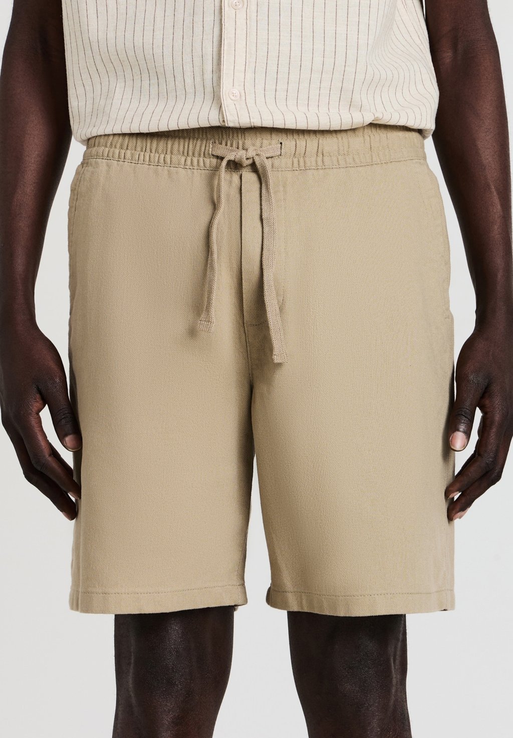 Шорты BIG JOGGER Calliope, бежевый
Шорты BIG JOGGER Calliope, бежевый