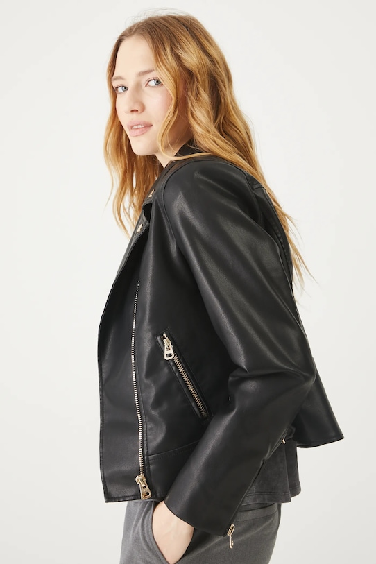 Косуха байкерская Medicine, черный
Косуха байкерская Medicine, черный