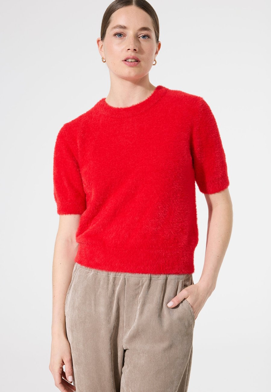 Джемпер Garcia Fleece jumper, True Red/Red
Джемпер Garcia Fleece jumper, True Red/Red