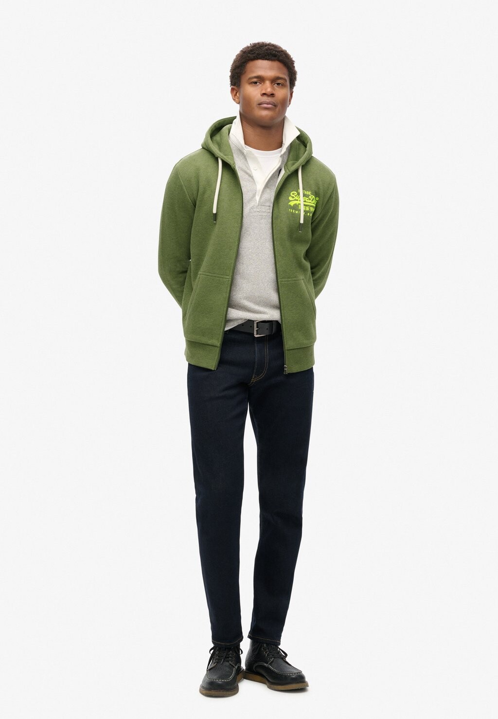 Толстовка на молнии VINTAGE LOGO GRAPHIC HOODIE Superdry, зеленый
Толстовка на молнии VINTAGE LOGO GRAPHIC HOODIE Superdry, зеленый