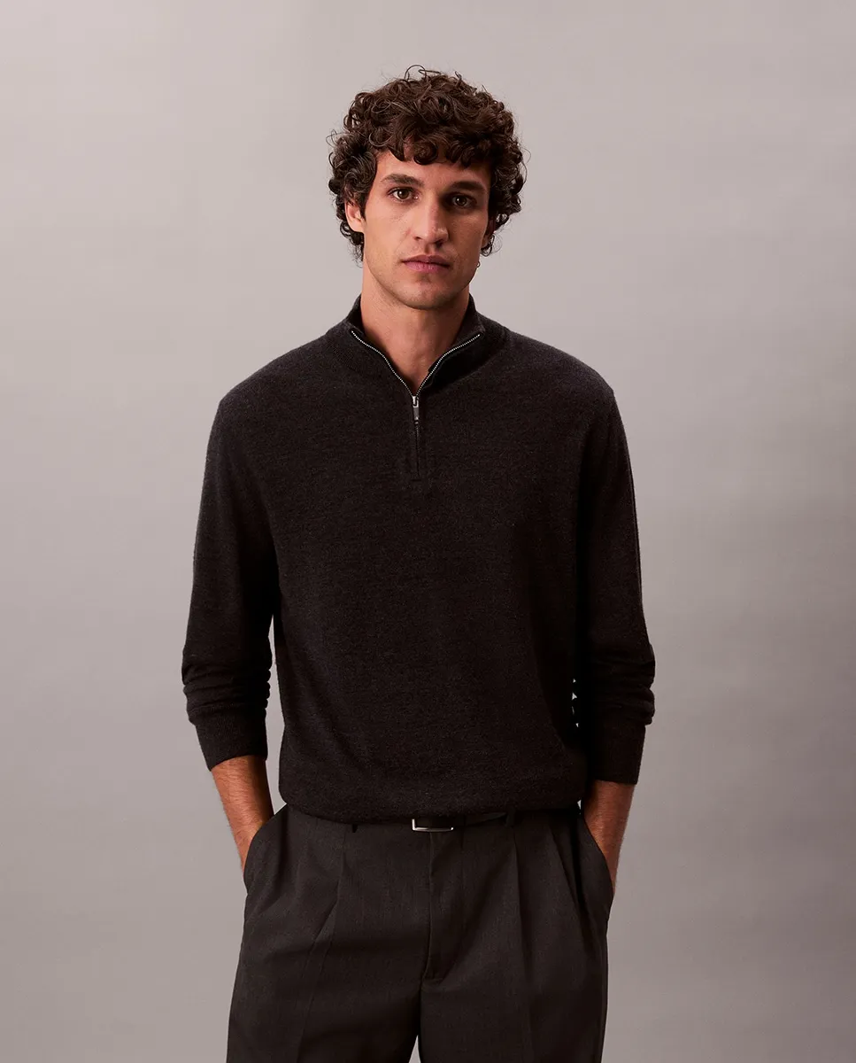 Мужской джемпер из мериносовой шерсти Calvin Klein, темно-серый
Мужской джемпер из мериносовой шерсти Calvin Klein, темно-серый