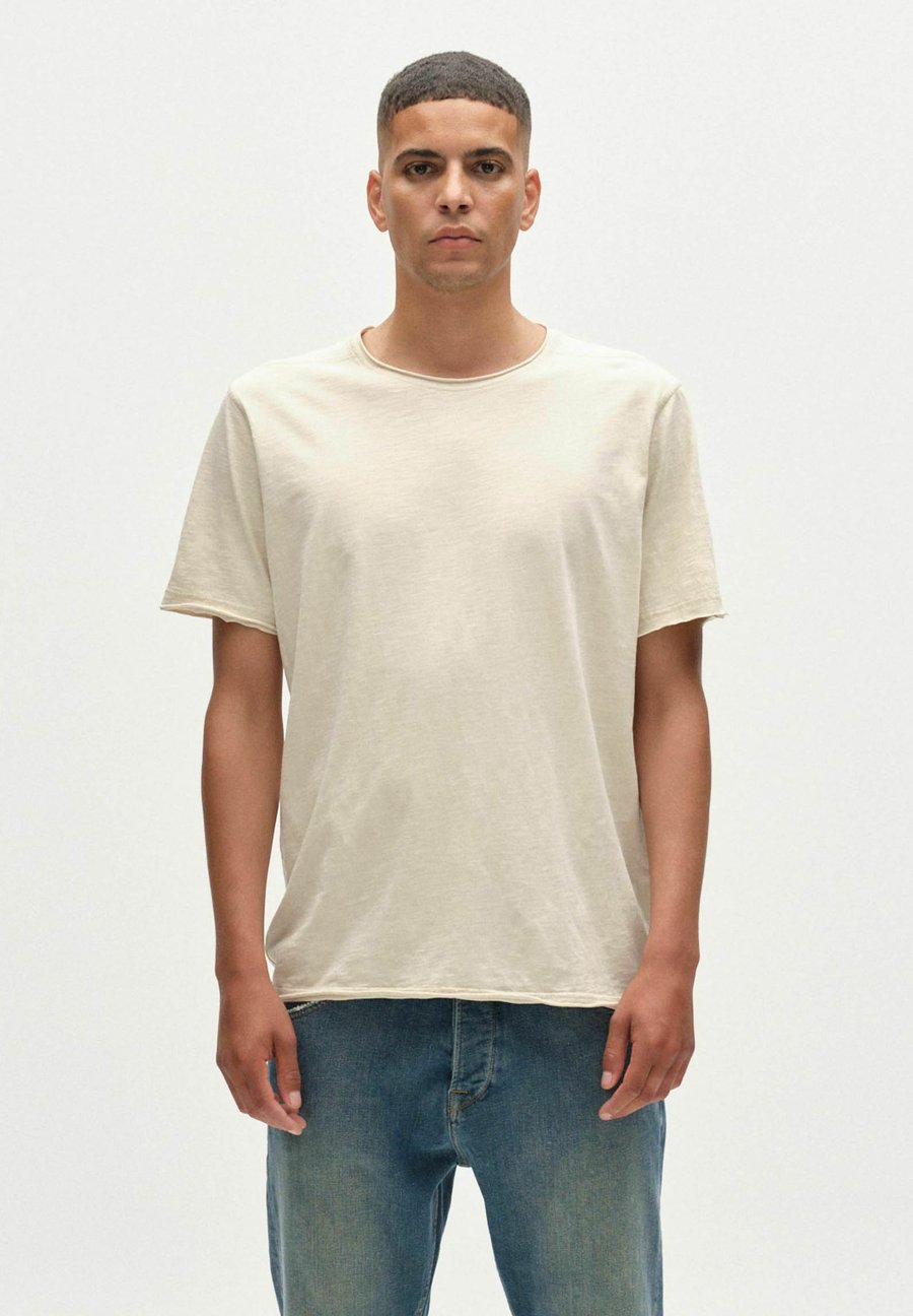 Футболка Gabba Kostant New SS, White Almond/Off-White, Белый, Футболка Gabba Kostant New SS, White Almond/Off-White
Футболка Gabba Kostant New SS, White Almond/Off-White, Белый, Футболка Gabba Kostant New SS, White Almond/Off-White