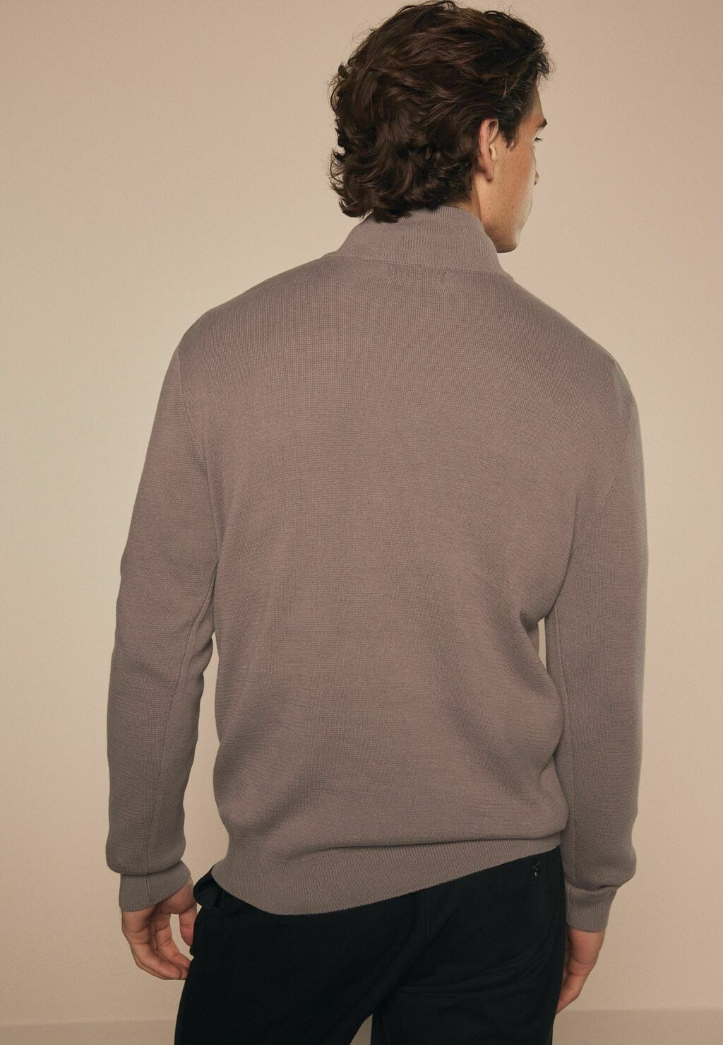 Джемпер Next, коричневый
Джемпер Next, коричневый