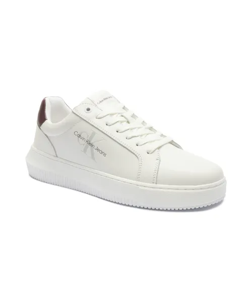 Кроссовки из массивной кожи на подошве Calvin Klein Jeans, белый
Кроссовки из массивной кожи на подошве Calvin Klein Jeans, белый