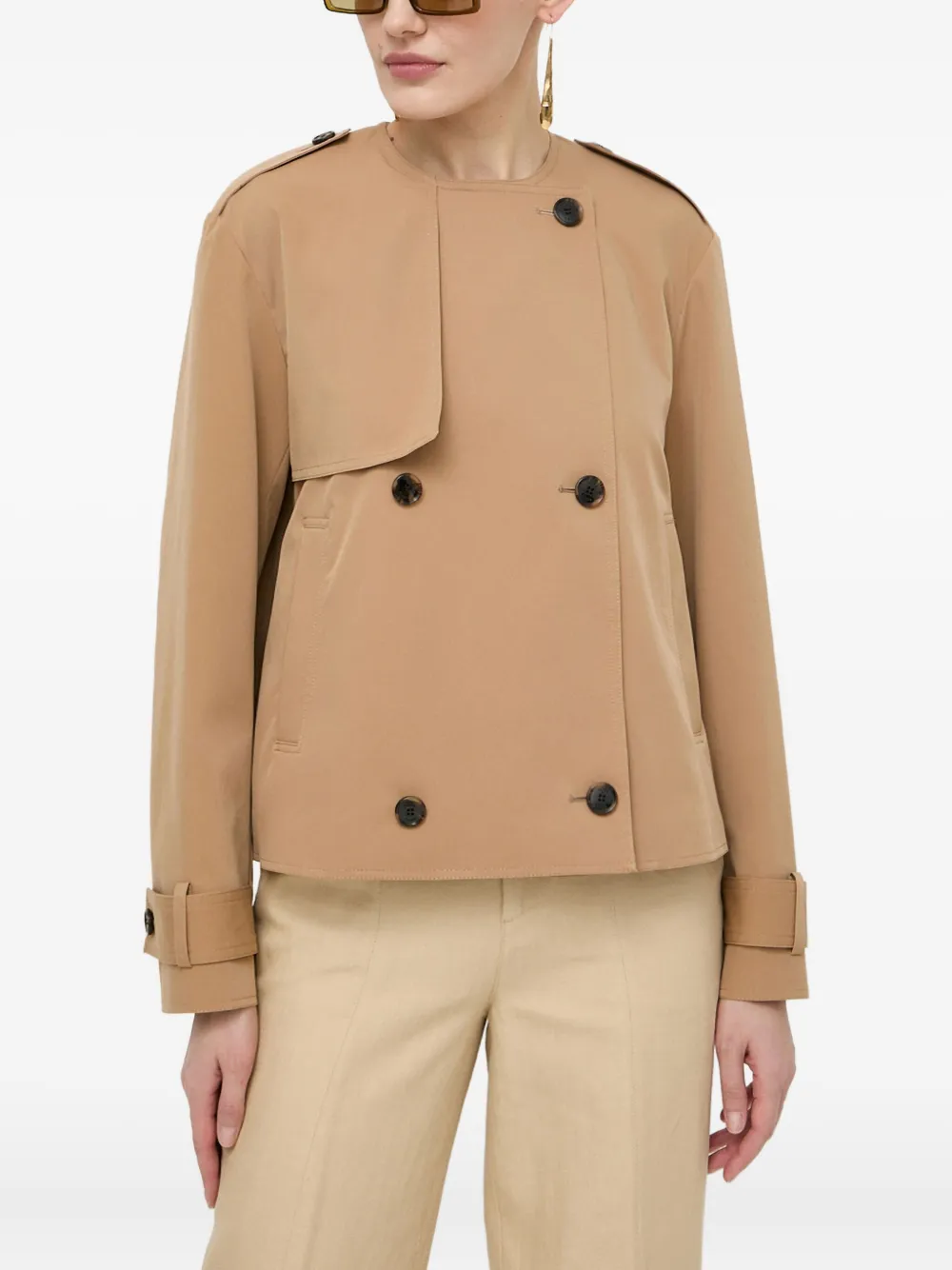 Двубортный пиджак BOSS, нейтральный
Двубортный пиджак BOSS, нейтральный