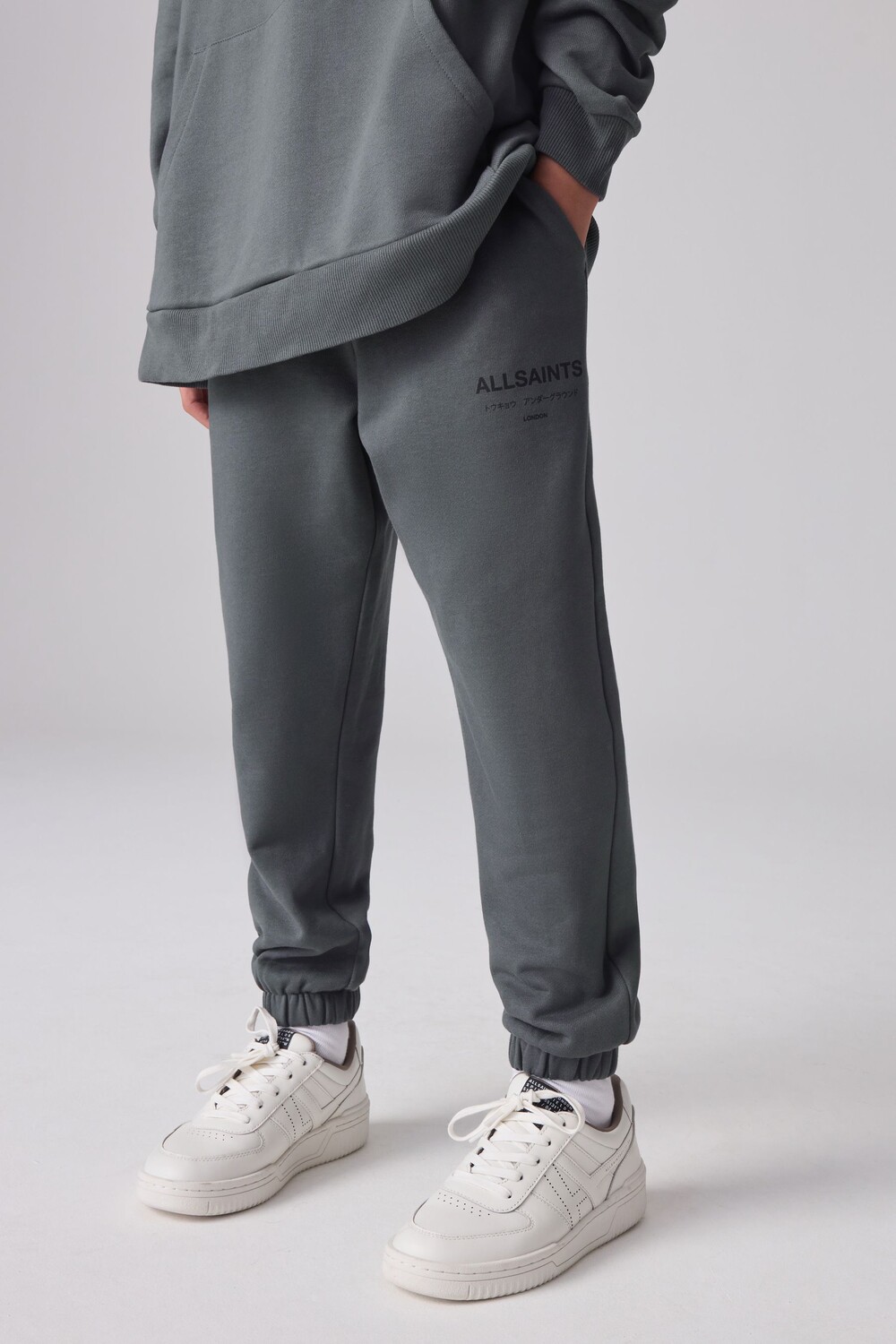 Джоггеры Underground прямого кроя с манжетами из 100% хлопка Smallsaints, серый
Джоггеры Underground прямого кроя с манжетами из 100% хлопка Smallsaints, серый