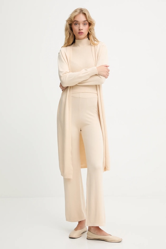 Комплект одежды Answear.Lab, бежевый
Комплект одежды Answear.Lab, бежевый