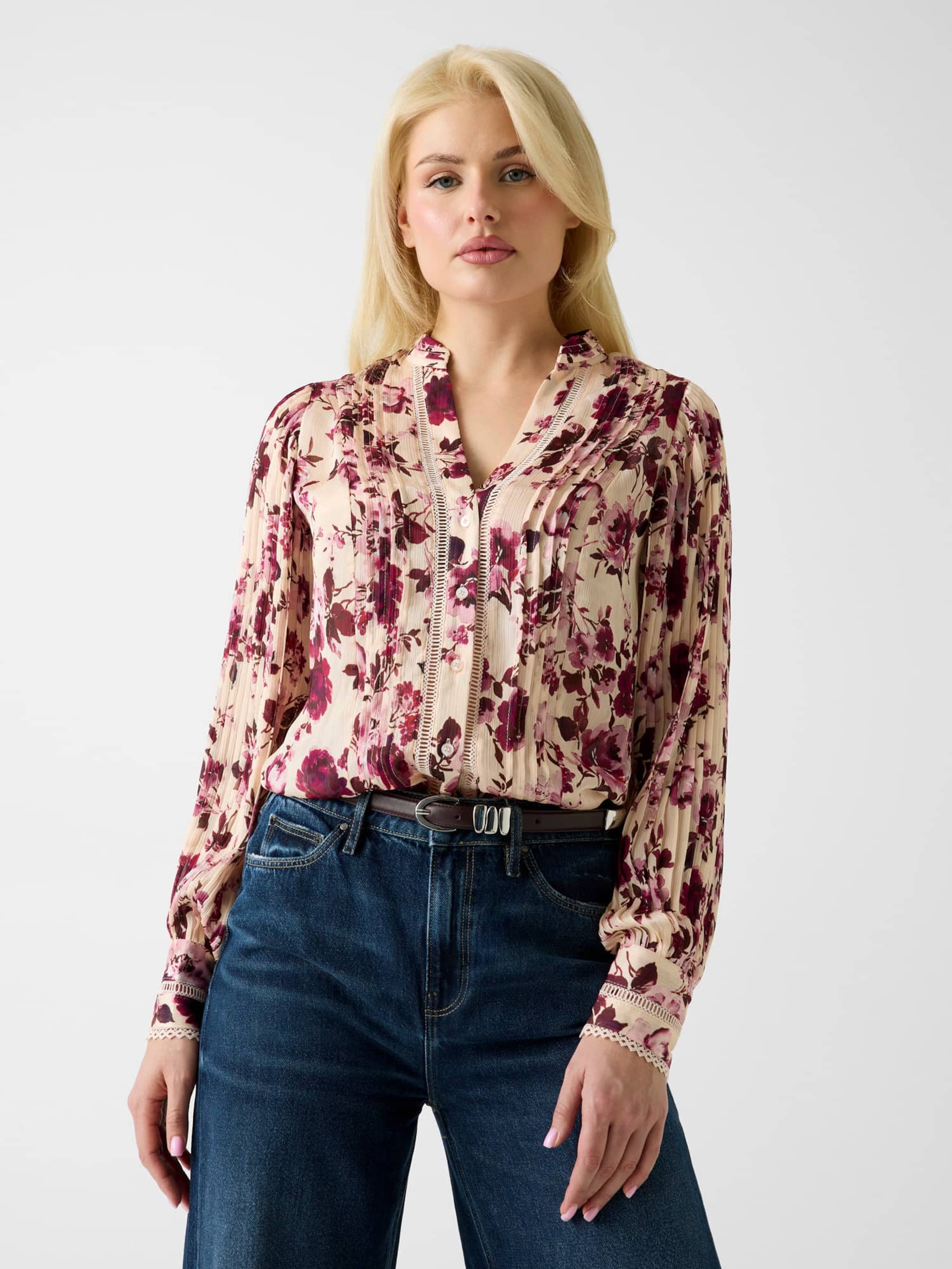 GUESS Блузка 'Josette' в бежевом цвете
GUESS Блузка 'Josette' в бежевом цвете
