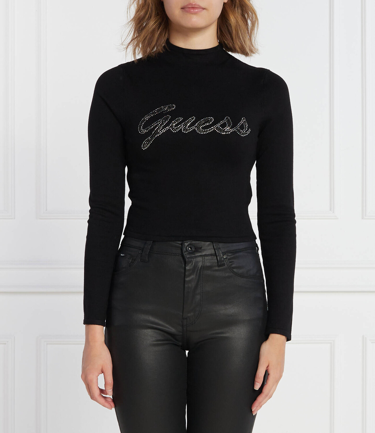 Блуза GUESS RHINESTONE LOGO Regular Fit, черный
Блуза GUESS RHINESTONE LOGO Regular Fit, черный