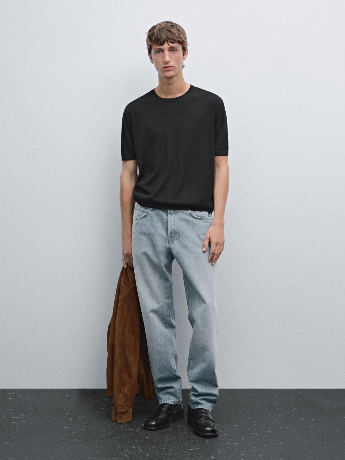 Футболка с короткими рукавами из шерстяной смеси Massimo Dutti, черный 
Футболка с короткими рукавами из шерстяной смеси Massimo Dutti, черный