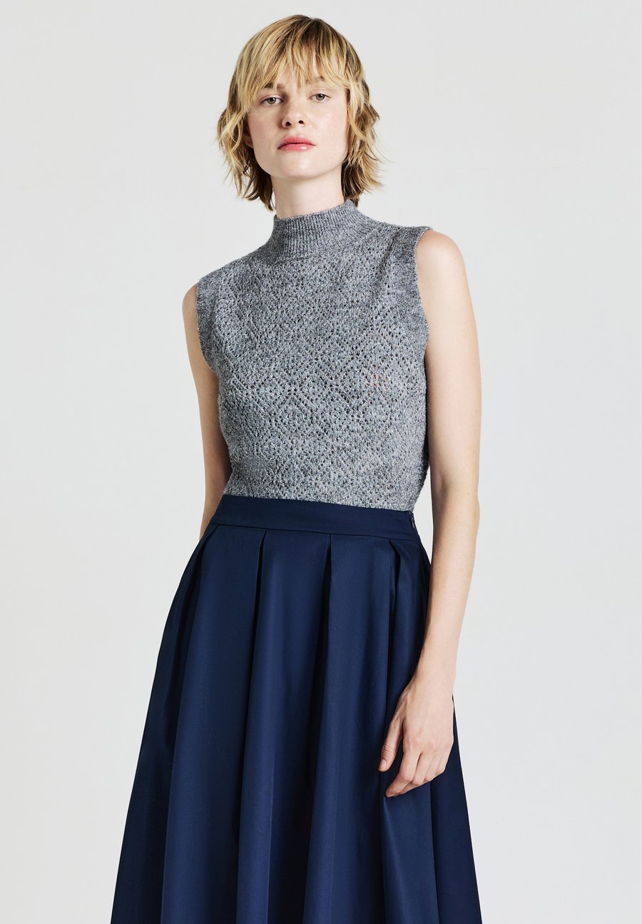 Джемпер Calliope EFFETTO LUMINESCENTE, Grigio Scuro Melange/Mottled Dark Grey
Джемпер Calliope EFFETTO LUMINESCENTE, Grigio Scuro Melange/Mottled Dark Grey